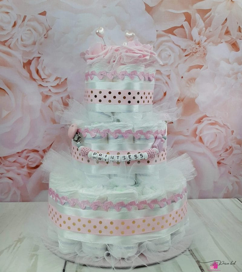 Roosa mähkmetort satsidega 11