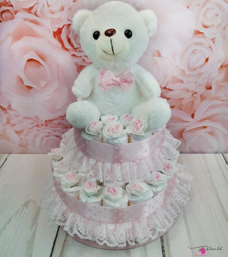 Heleroosa mähkmetort karuga