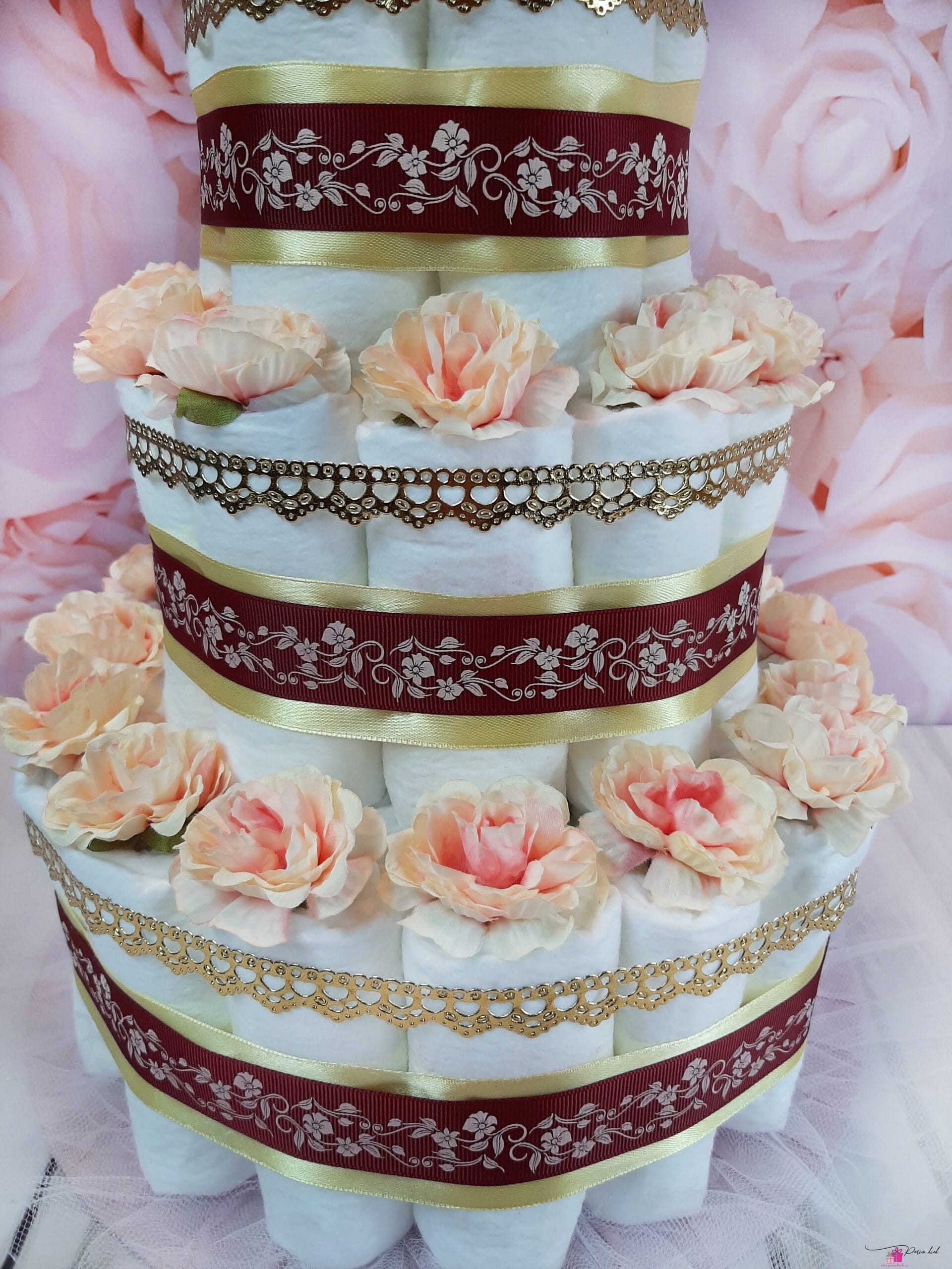 Kuldne Mähkmetort Heegeldatud Kaisujänesega 1