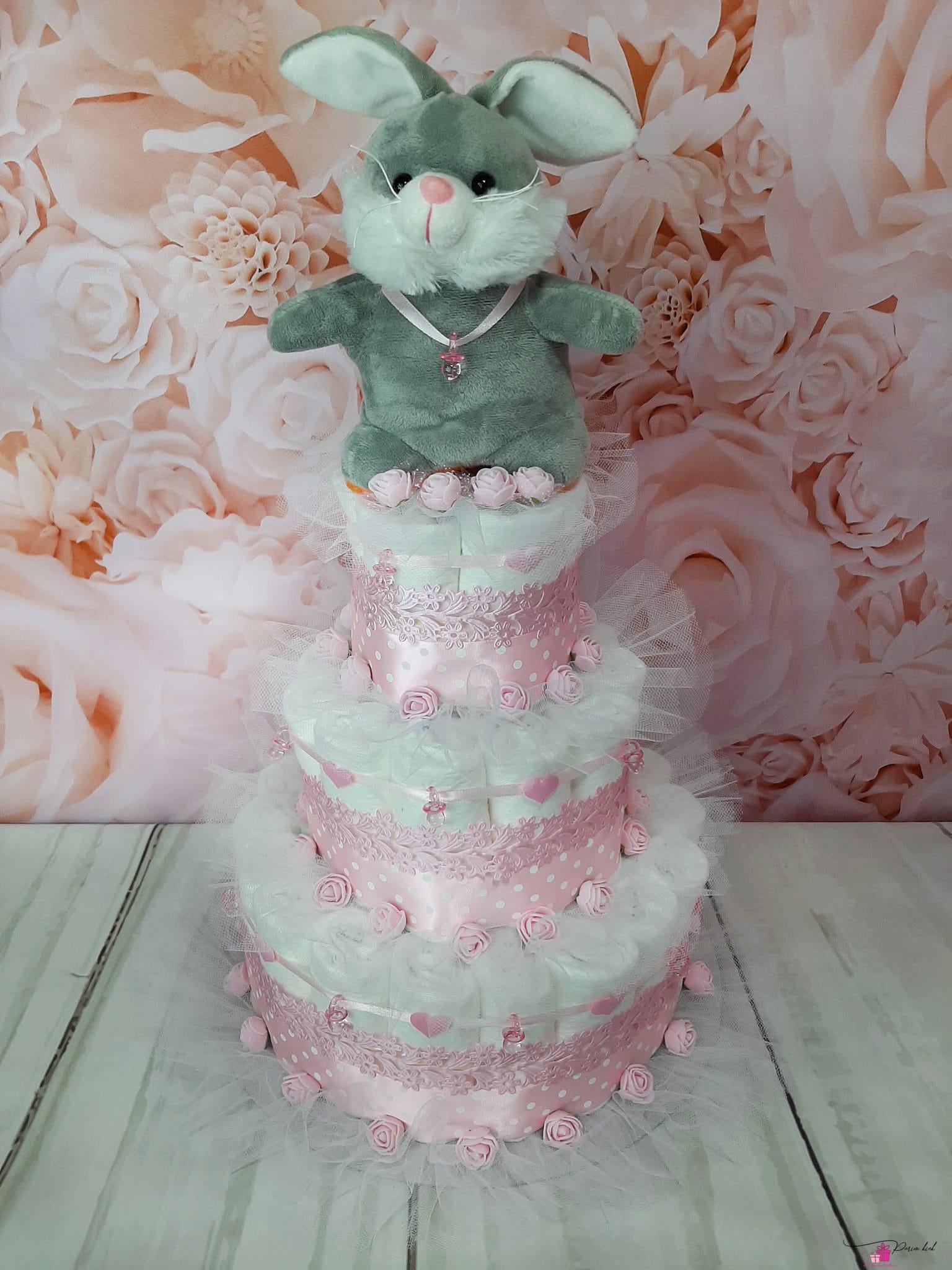 roosa mähkmetort jänkuga 2