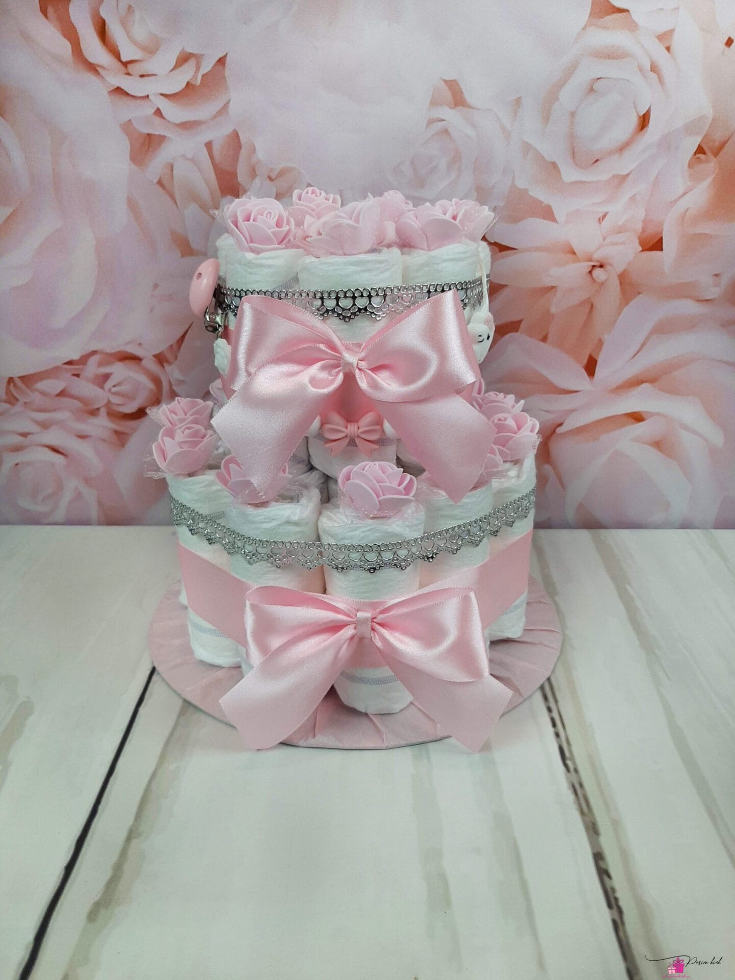 Roosa Väike Mähkmetort Lipsudega