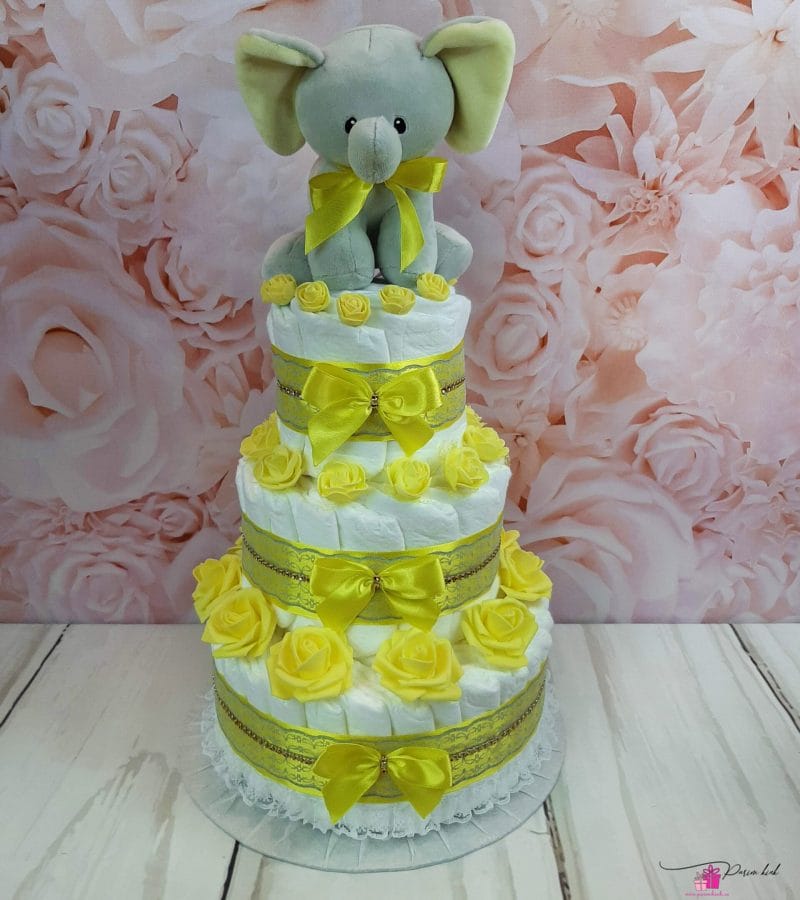 kollane mähkmetort elevandiga