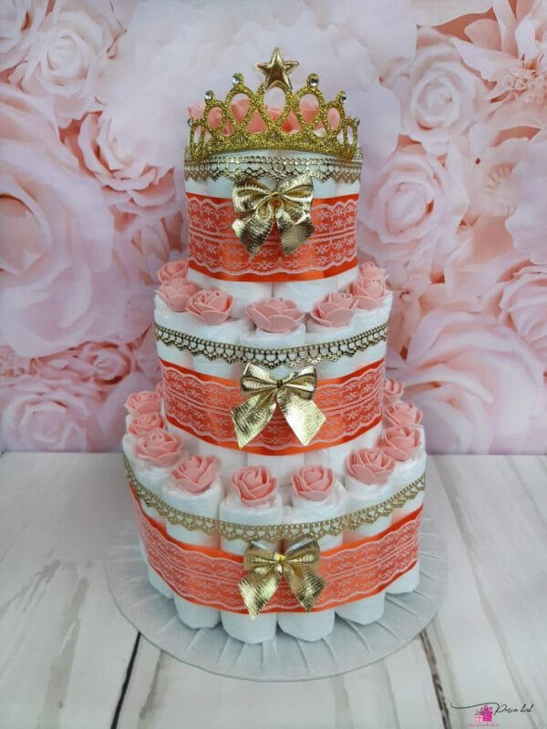 oranz mähkmetort krooniga