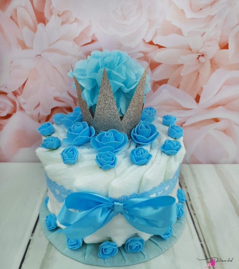 sinine pisike mähkmetort krooniga sinine pisike mähkmetort krooniga