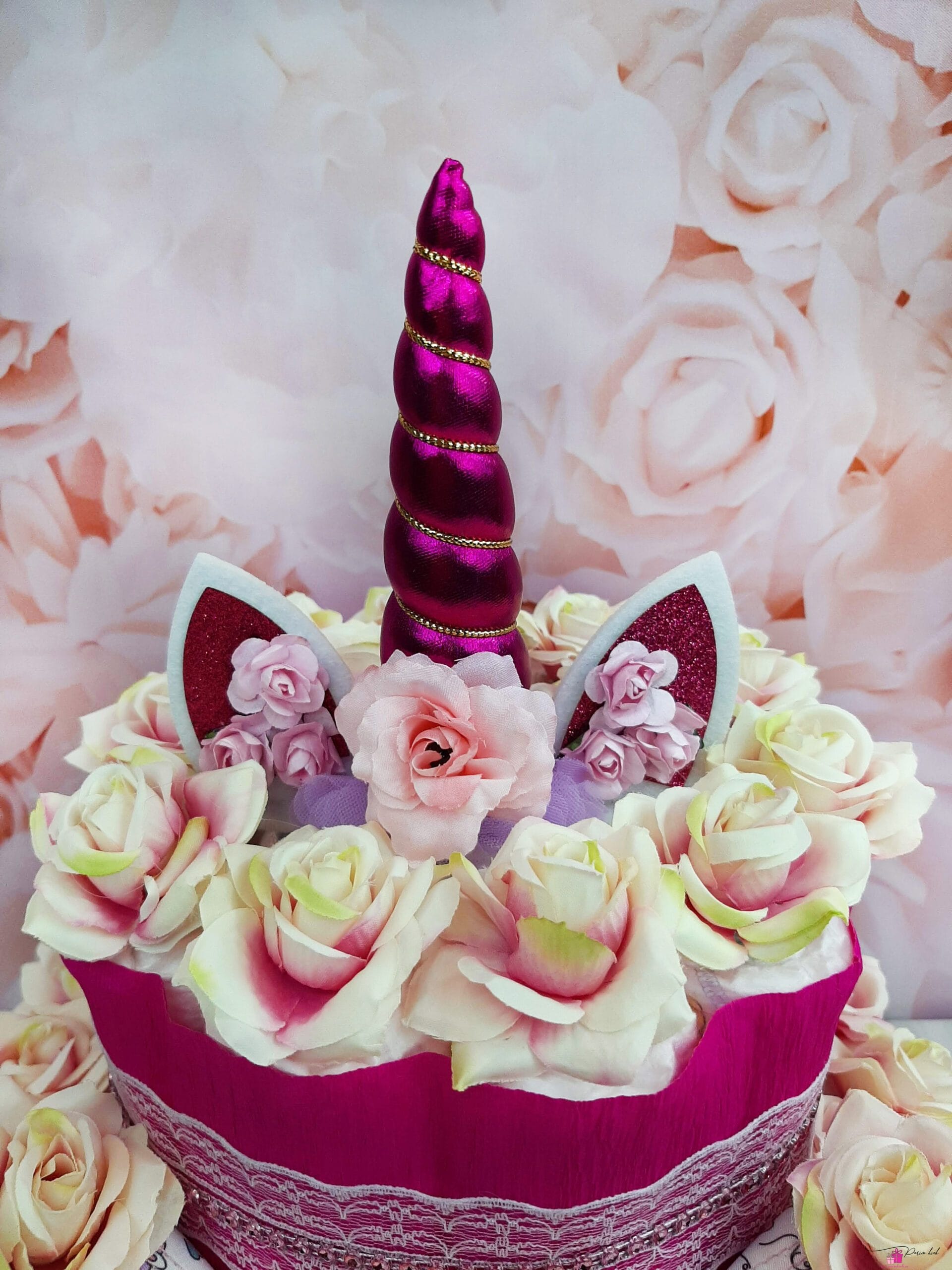 Tumeroosa Mähkmetort Ükssarvega 1