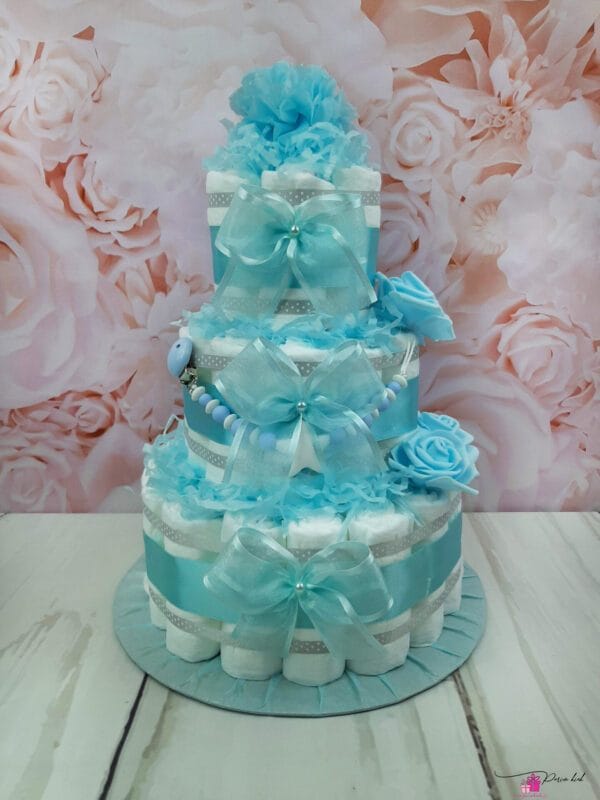 Sinine mähkmetort lipsudega