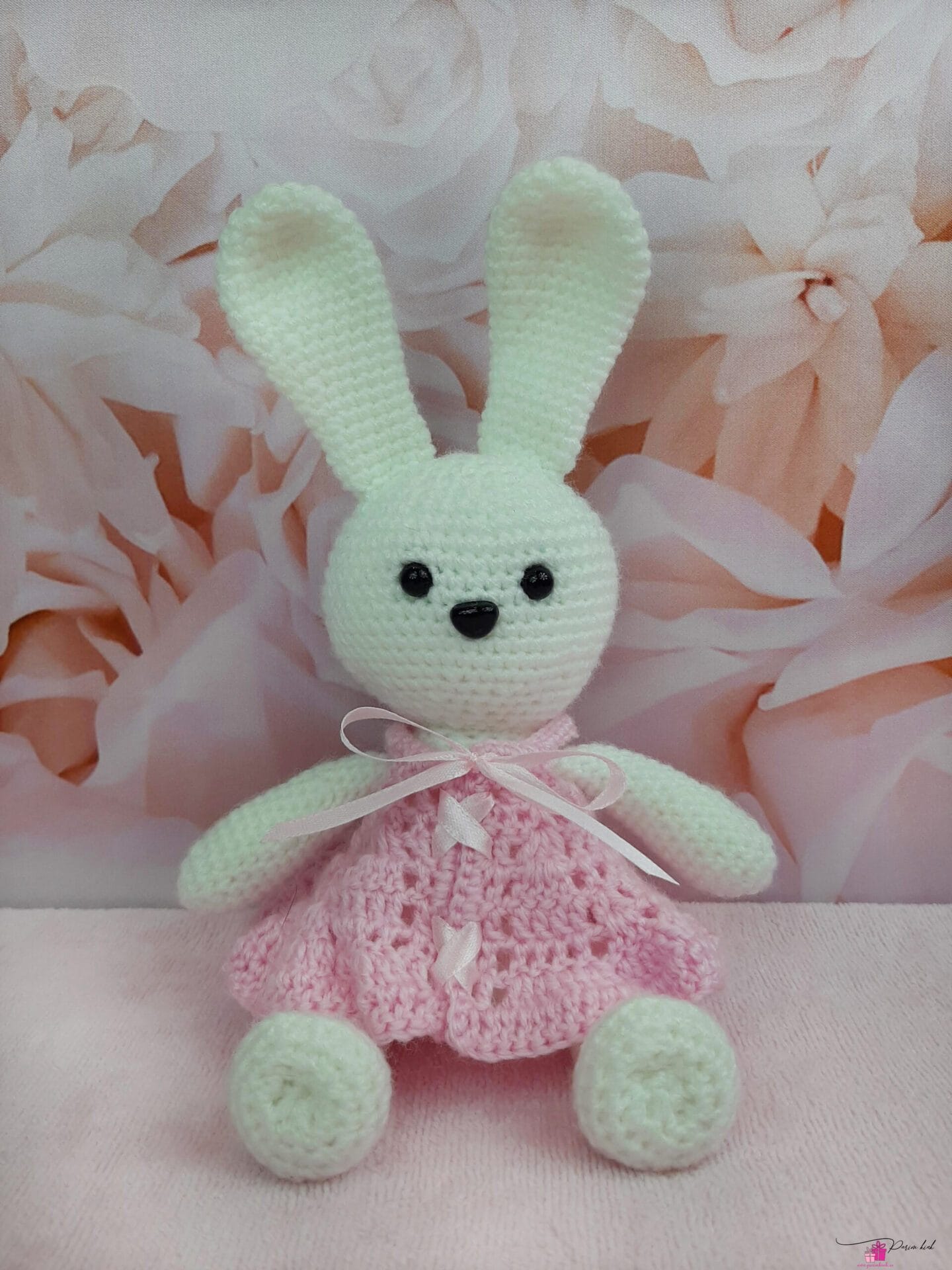 Roosa Amigurumi Jänes 5