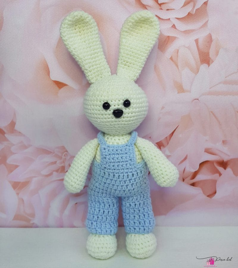 Sinine amigurumi jänes Sinine amigurumi jänes