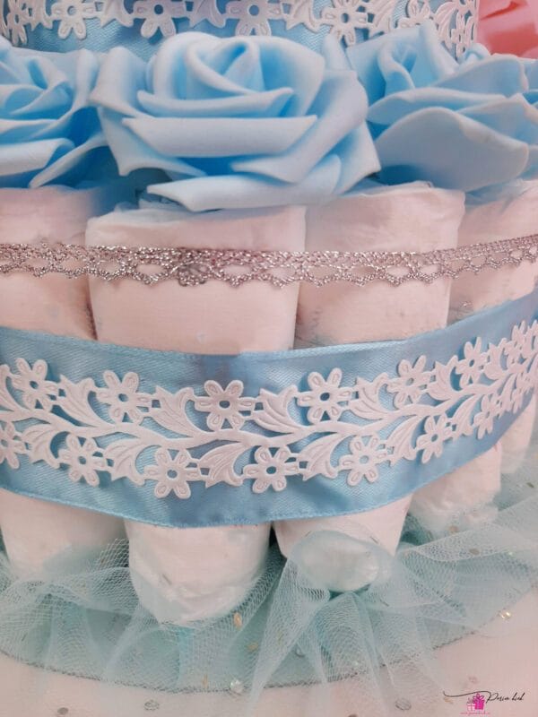 Sinine Mähkmetort Roosidega 4