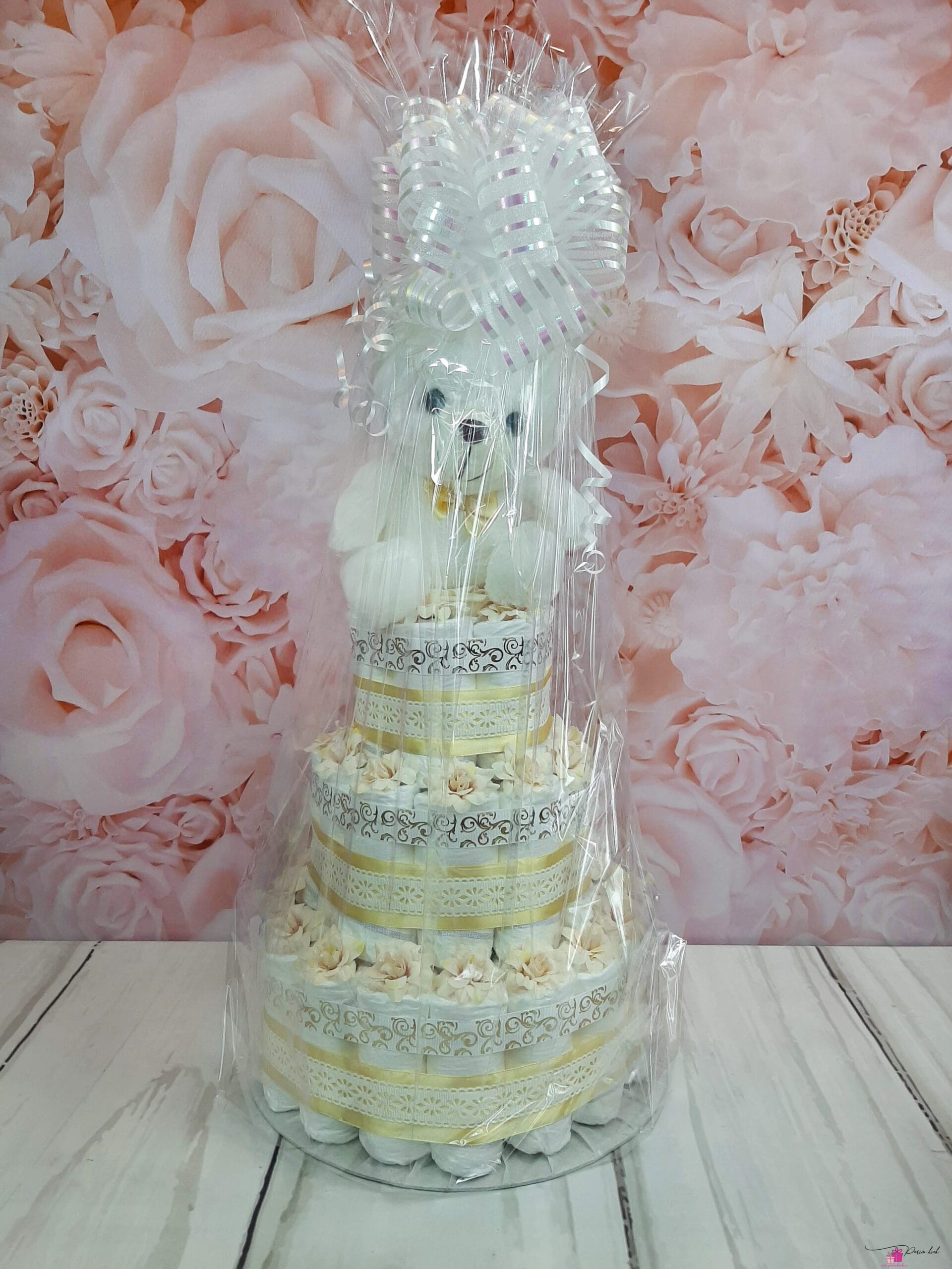 Kuldne mähkmetort karuga 2