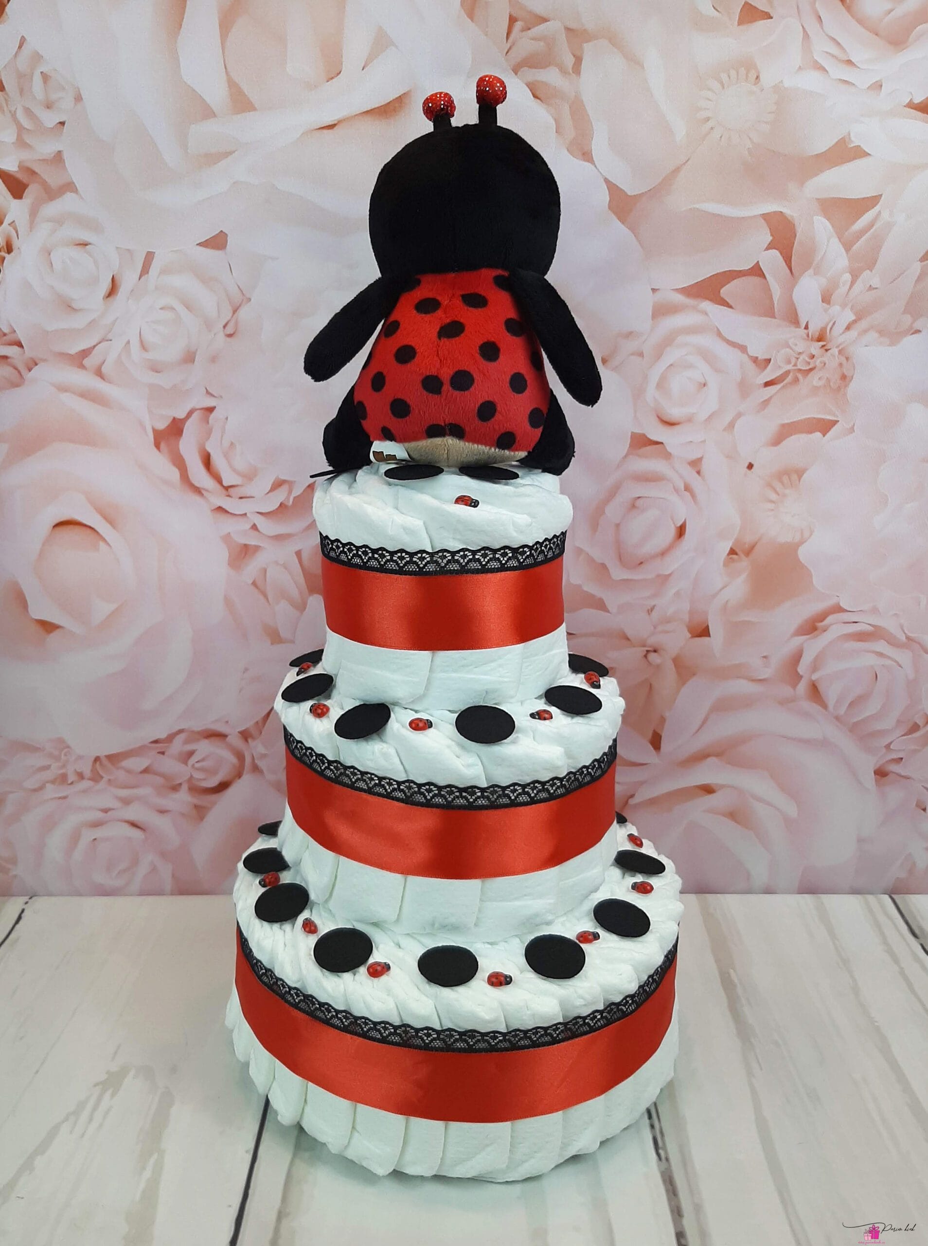 Punane Mähkmetort Lepatriinuga 1