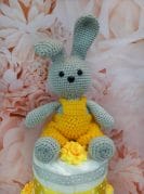 Kollane Mähkmetort Amigurumi Jänesega 4