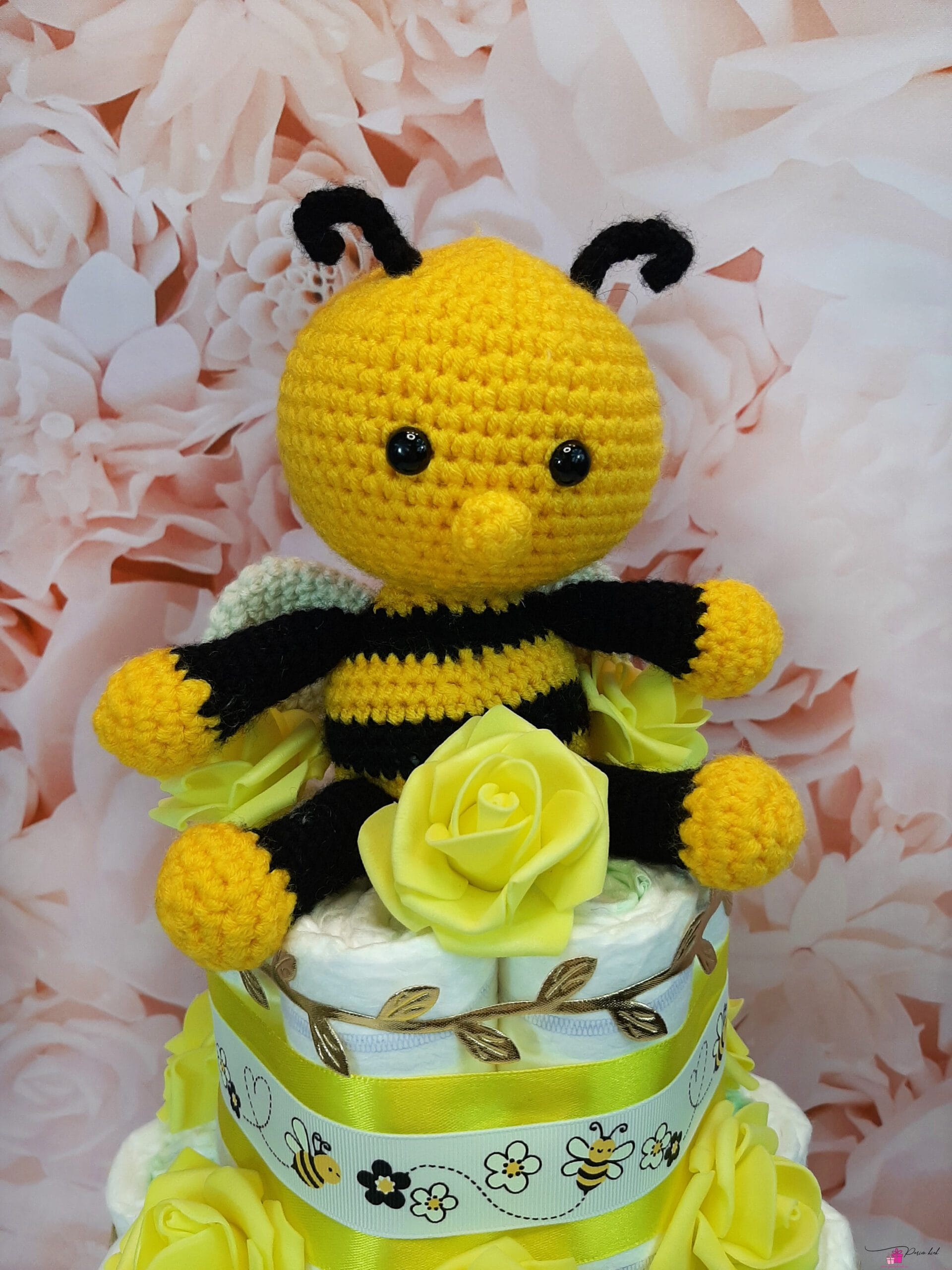 Kollane Mähkmetort Amigurumi mesilasega 7