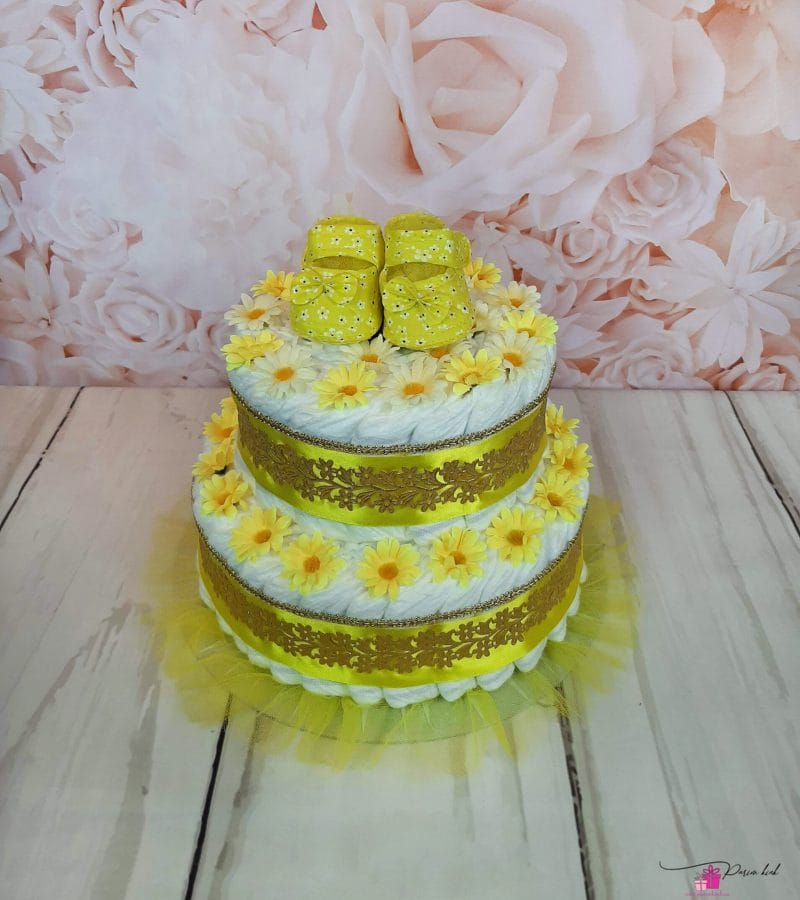 Kollane mähkmetort lilleliste papudega 1 Kollane mähkmetort lilleliste papudega 1
