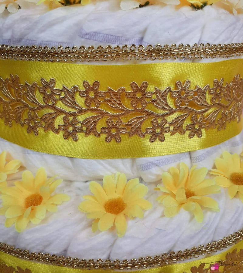 Kollane mähkmetort lilleliste papudega 2 Kollane mähkmetort lilleliste papudega 2