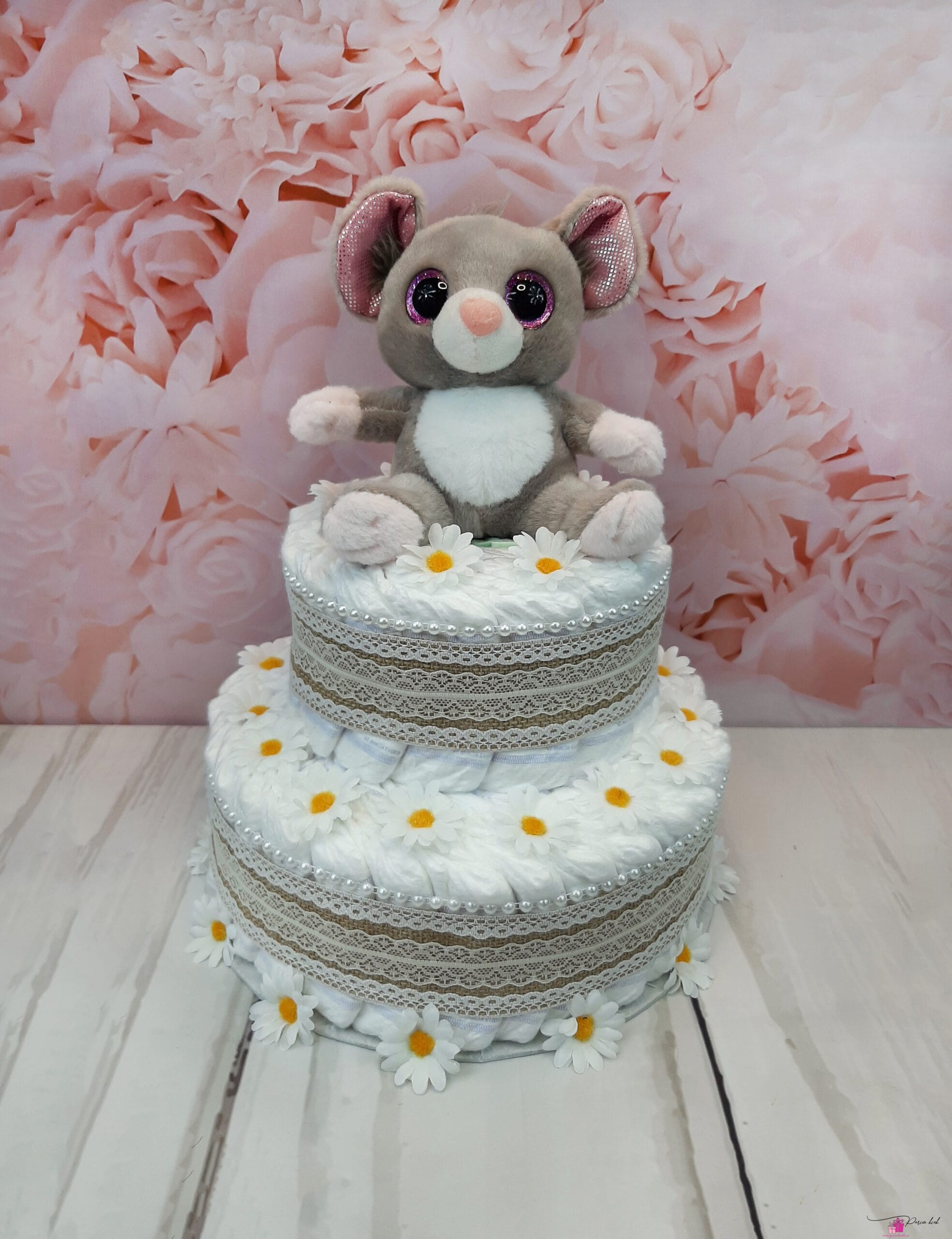 Neutraalne mähkmetort hiiretipsuga