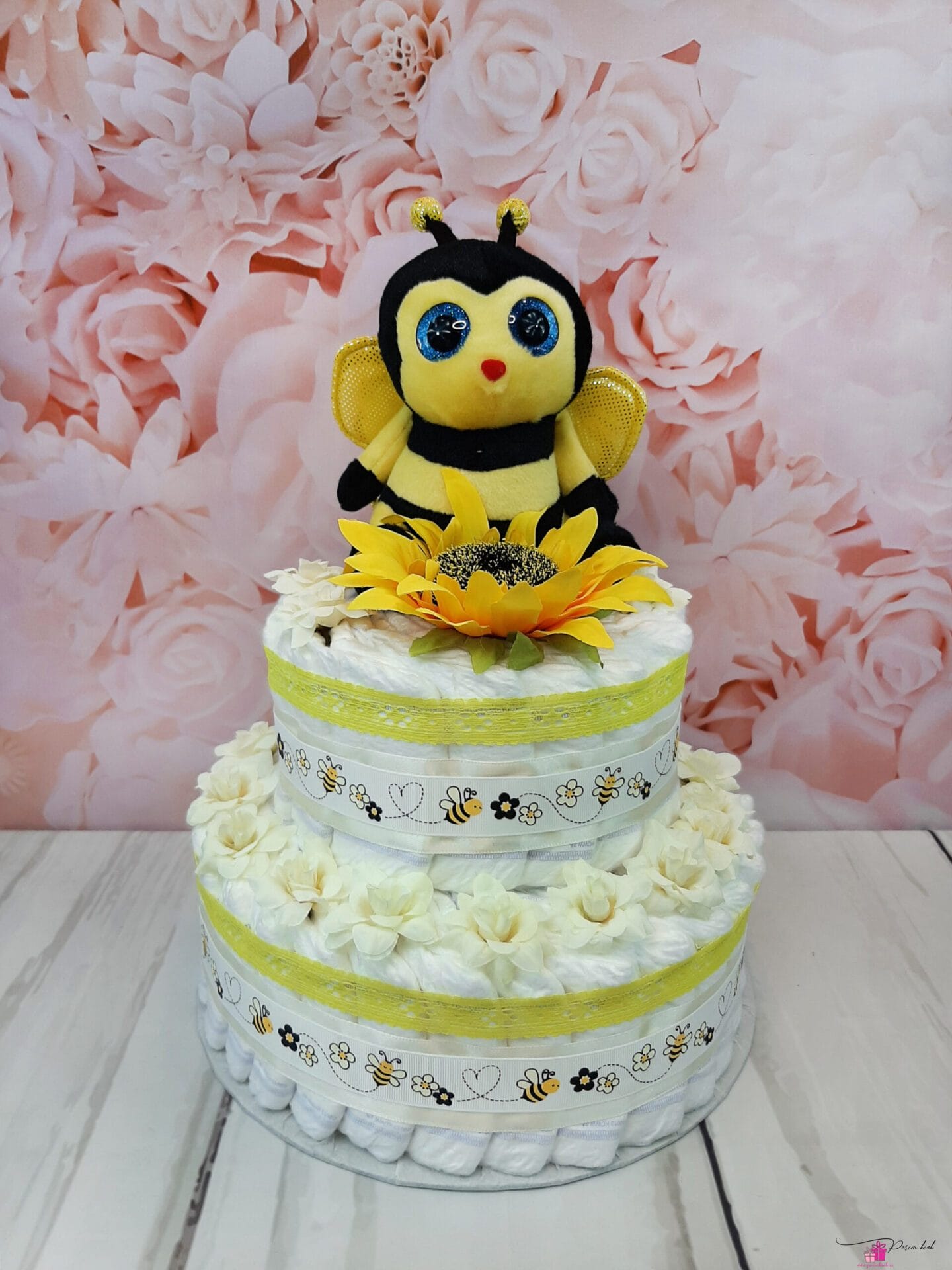 kollane mähkmetort mesimummiga