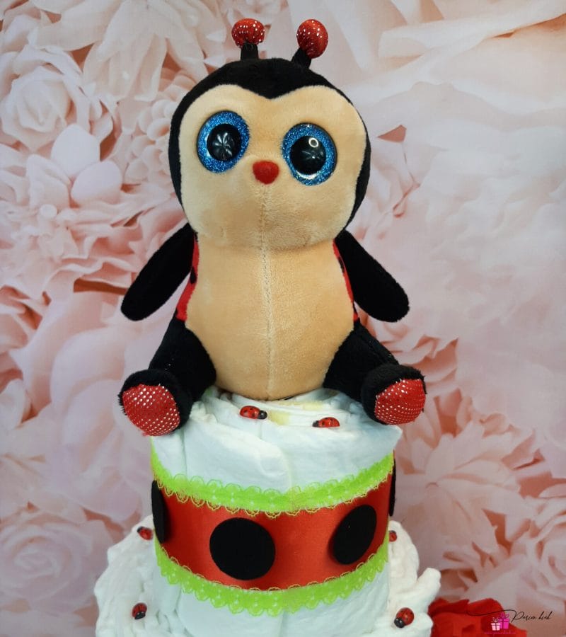 punane mähkmetort triinuga 16 punane mähkmetort triinuga 16