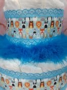 sinine väike mähkmetort amigurumiga 2