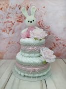 roosa mähkmetort amigurumi jänkuga