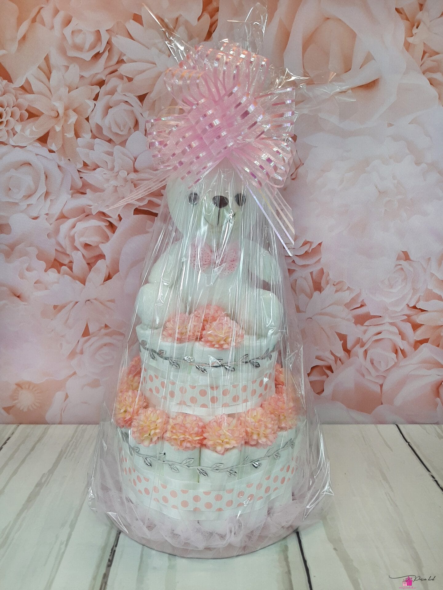 Heleroosa Mähkmetort Valge Karuga 3