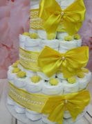 Kollane mähkmetort LED karuga 3