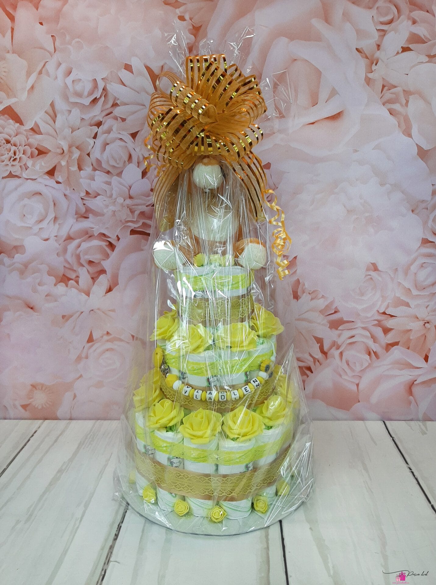 Kollane mähkmetort lõvikuningaga 8