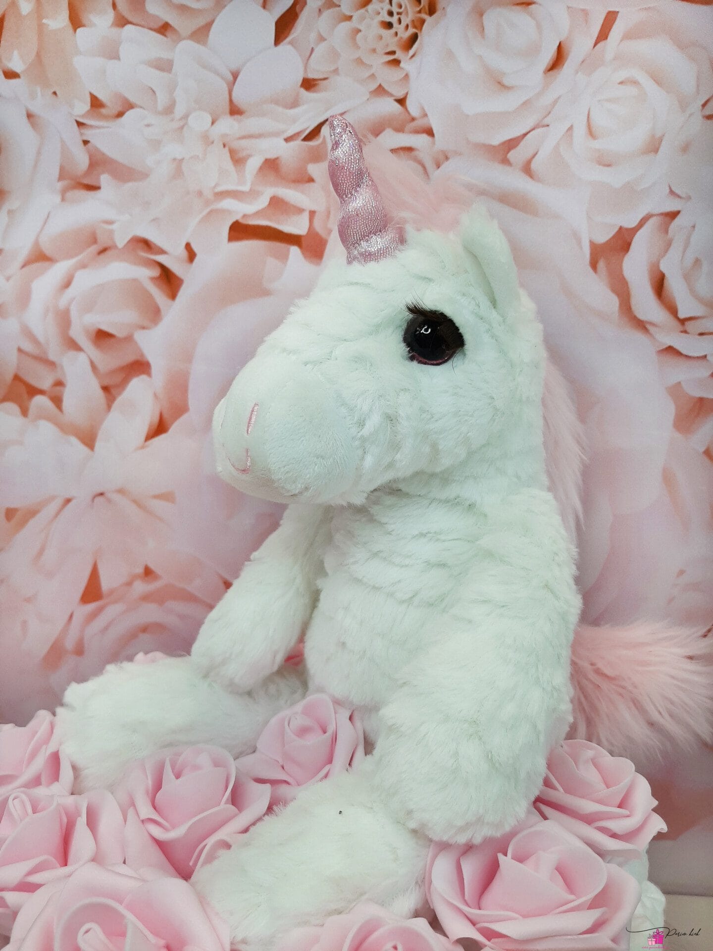 Roosa mähkmetort Ükssarvikuga 2