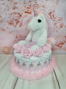 Roosa mähkmetort Ükssarvikuga