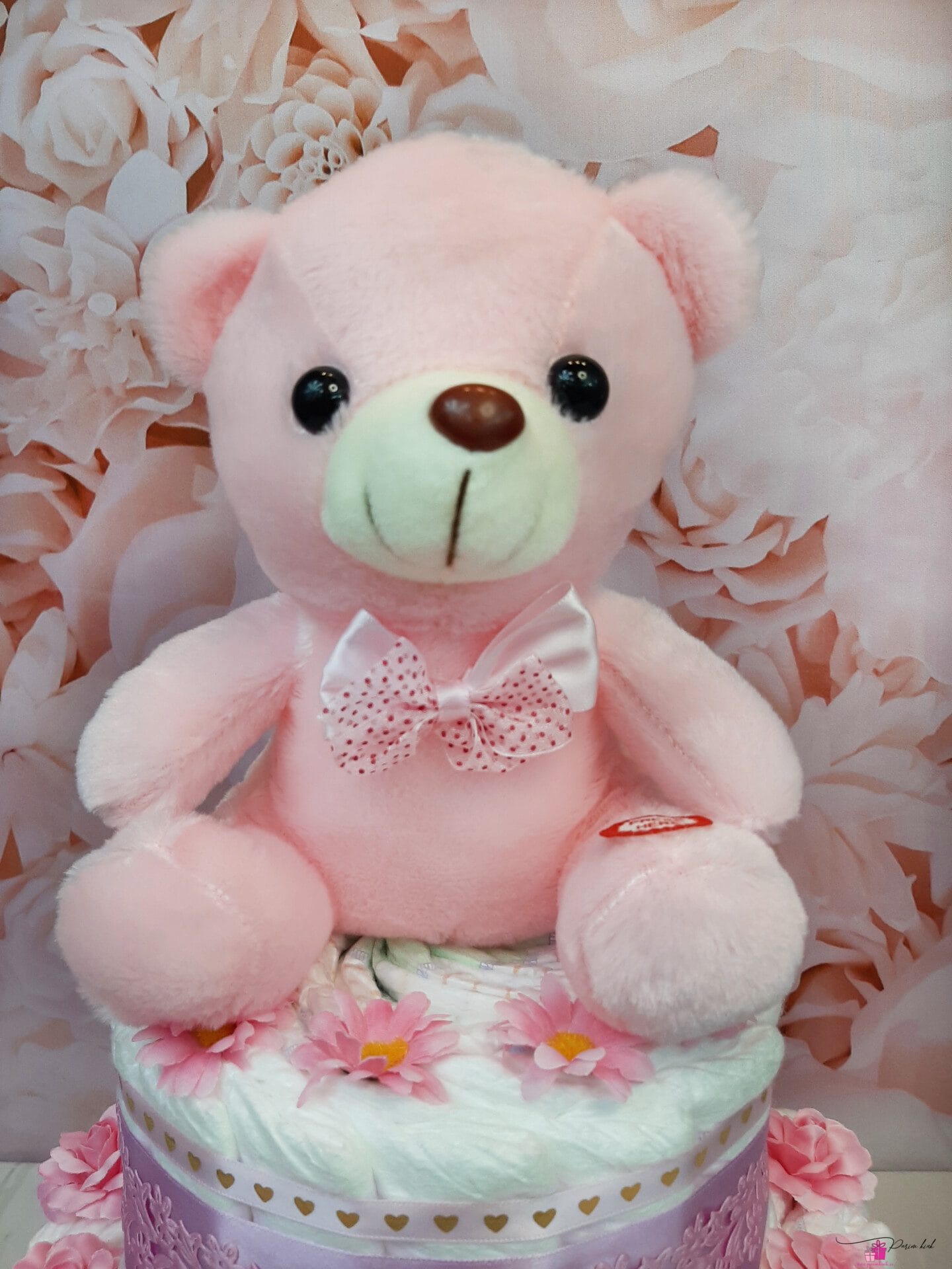 Roosa mähkmetort karuga 3