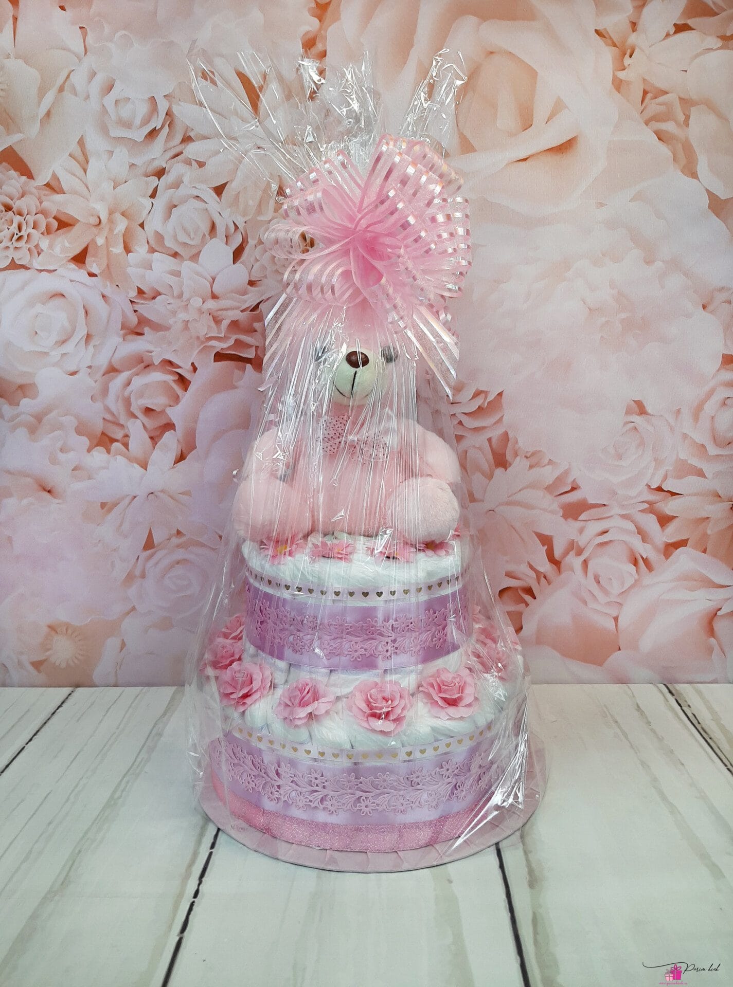 Roosa mähkmetort karuga 4