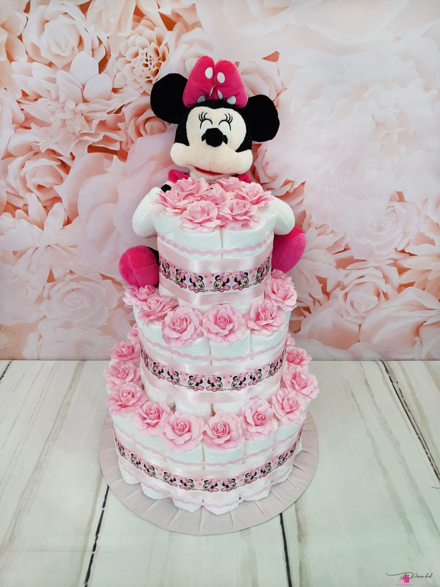 roosa mähkmetort minnie 4