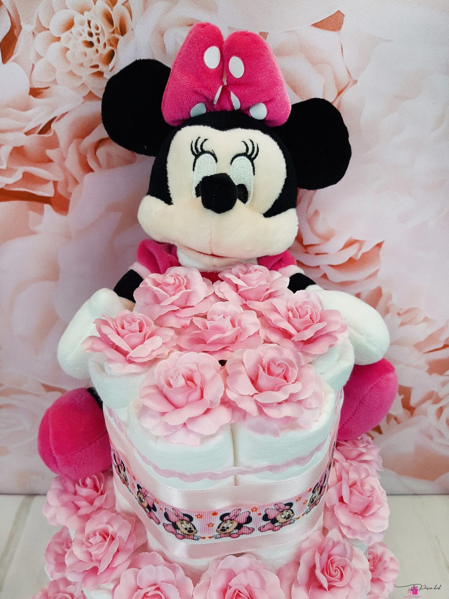 roosa mähkmetort minnie 5