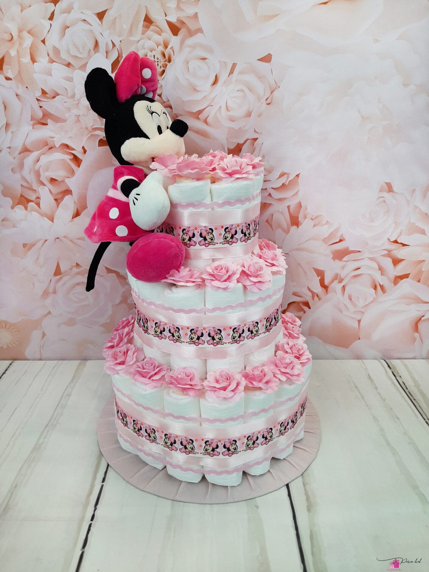 roosa mähkmetort minnie 6