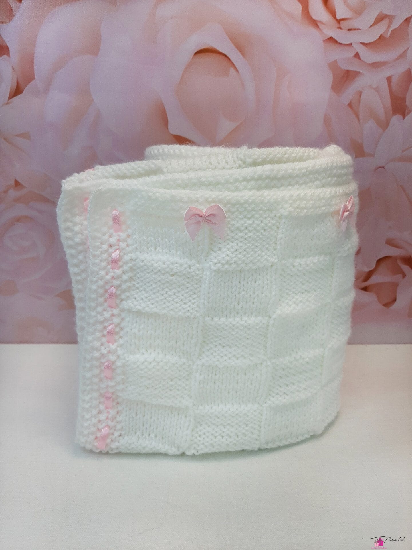 Käsitöö beebitekk roosade või siniste lipsudega 1