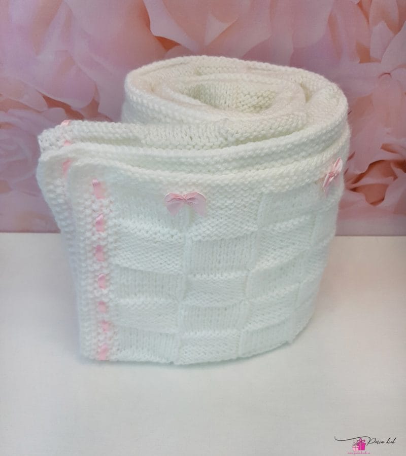 Käsitöö beebitekk roosade või siniste lipsudega Käsitöö beebitekk roosade või siniste lipsudega