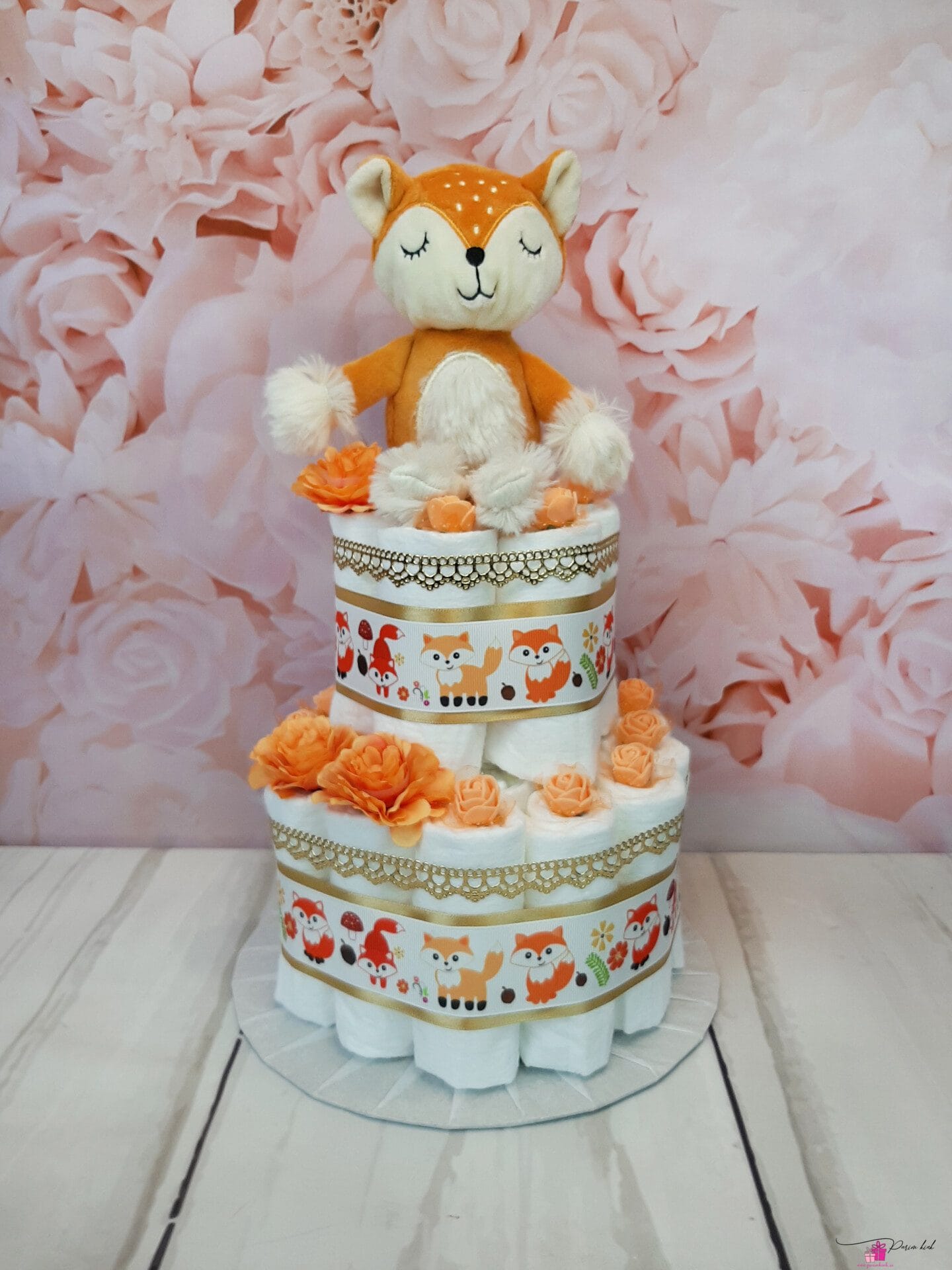 Oranz Mähkmetort tudurebasega