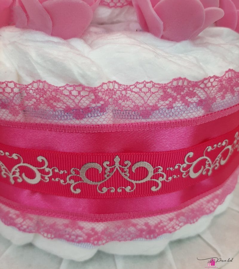 Tumeroosa väike mähkmetort 1 Tumeroosa väike mähkmetort 1