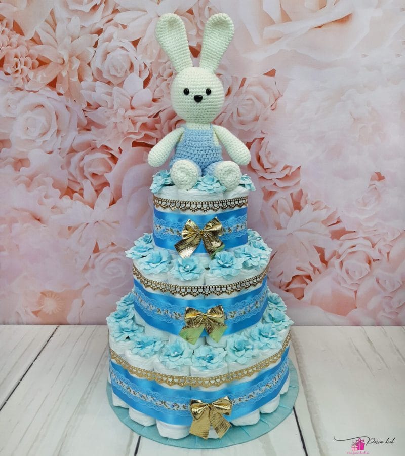 Sinine mähkmetort Amigurumiga