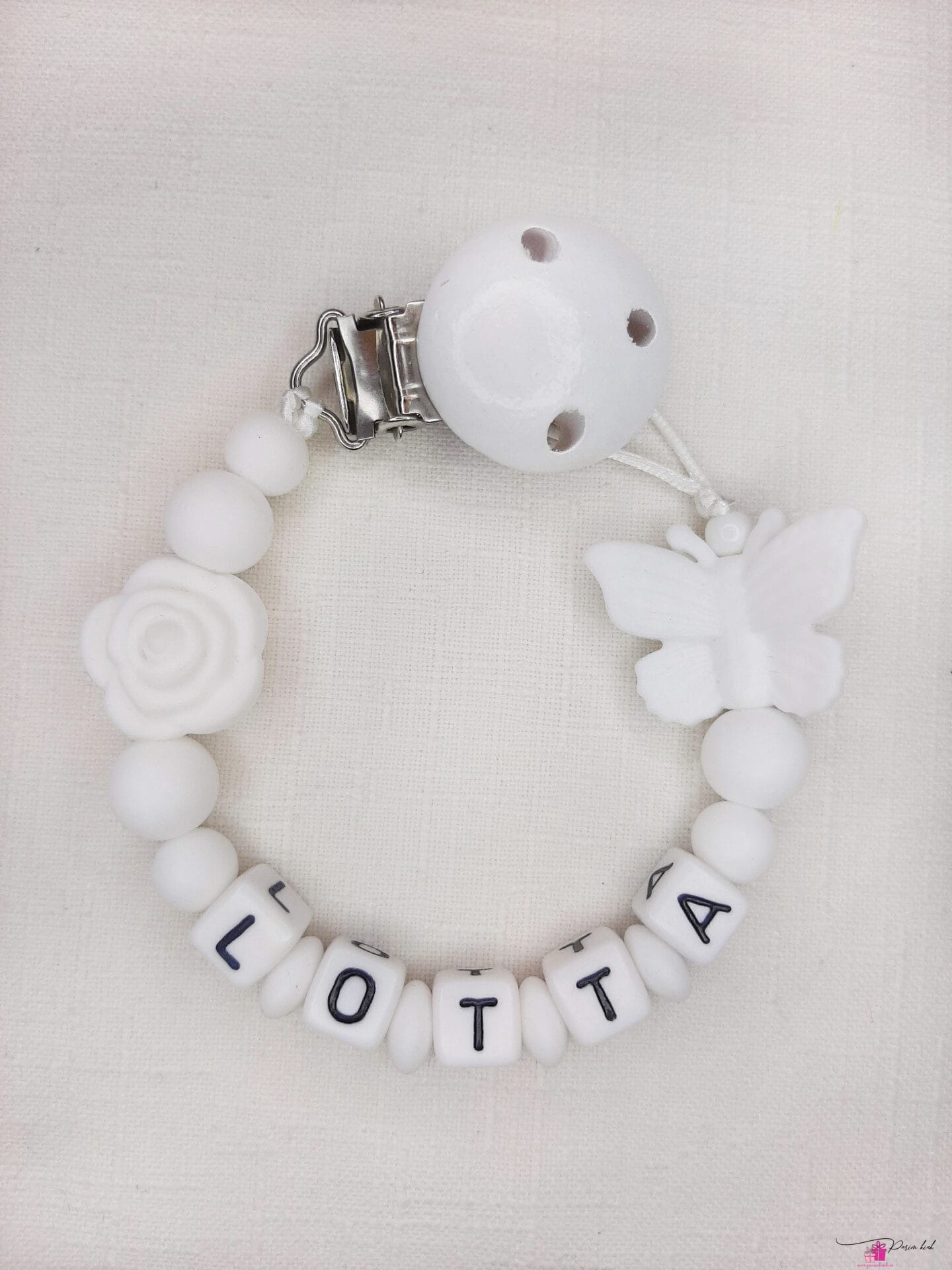 lutikett valge liblikas