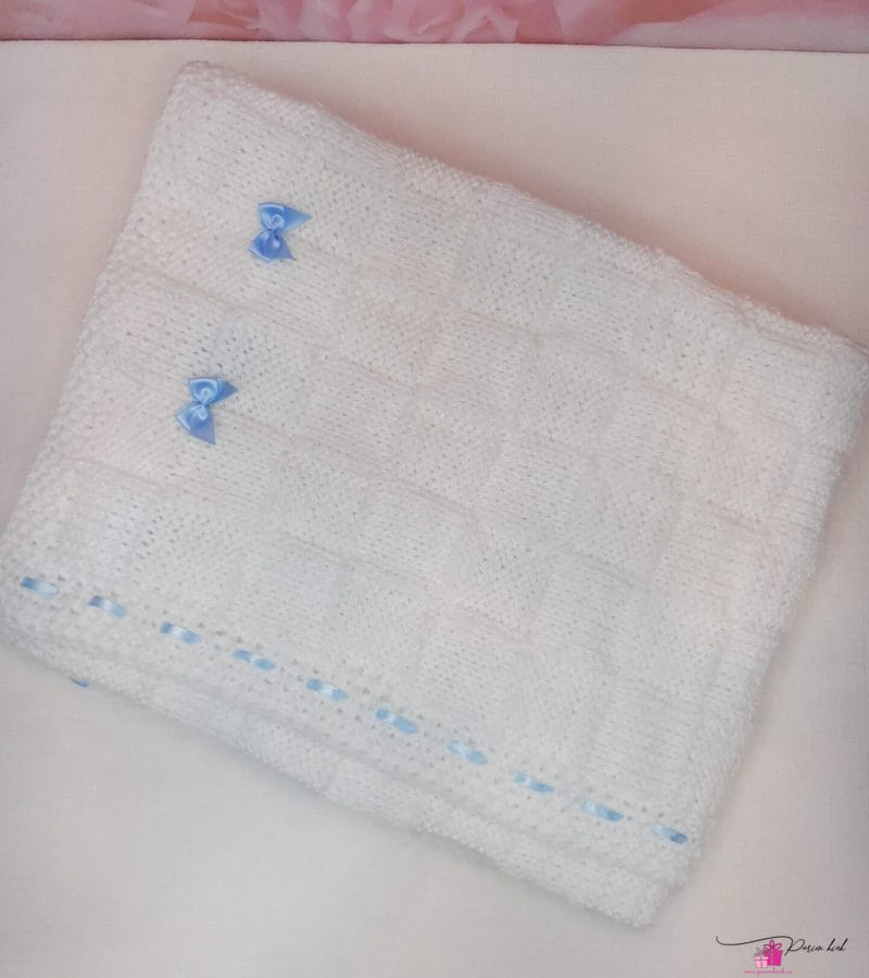 Käsitöö beebitekk siniste lipsudega Käsitöö beebitekk siniste lipsudega