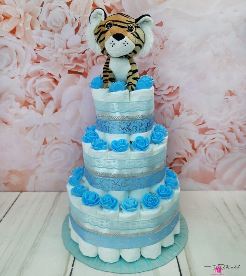 sinine mähkmetort tiigriga