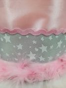 roosa väike mähkmetort puudliga