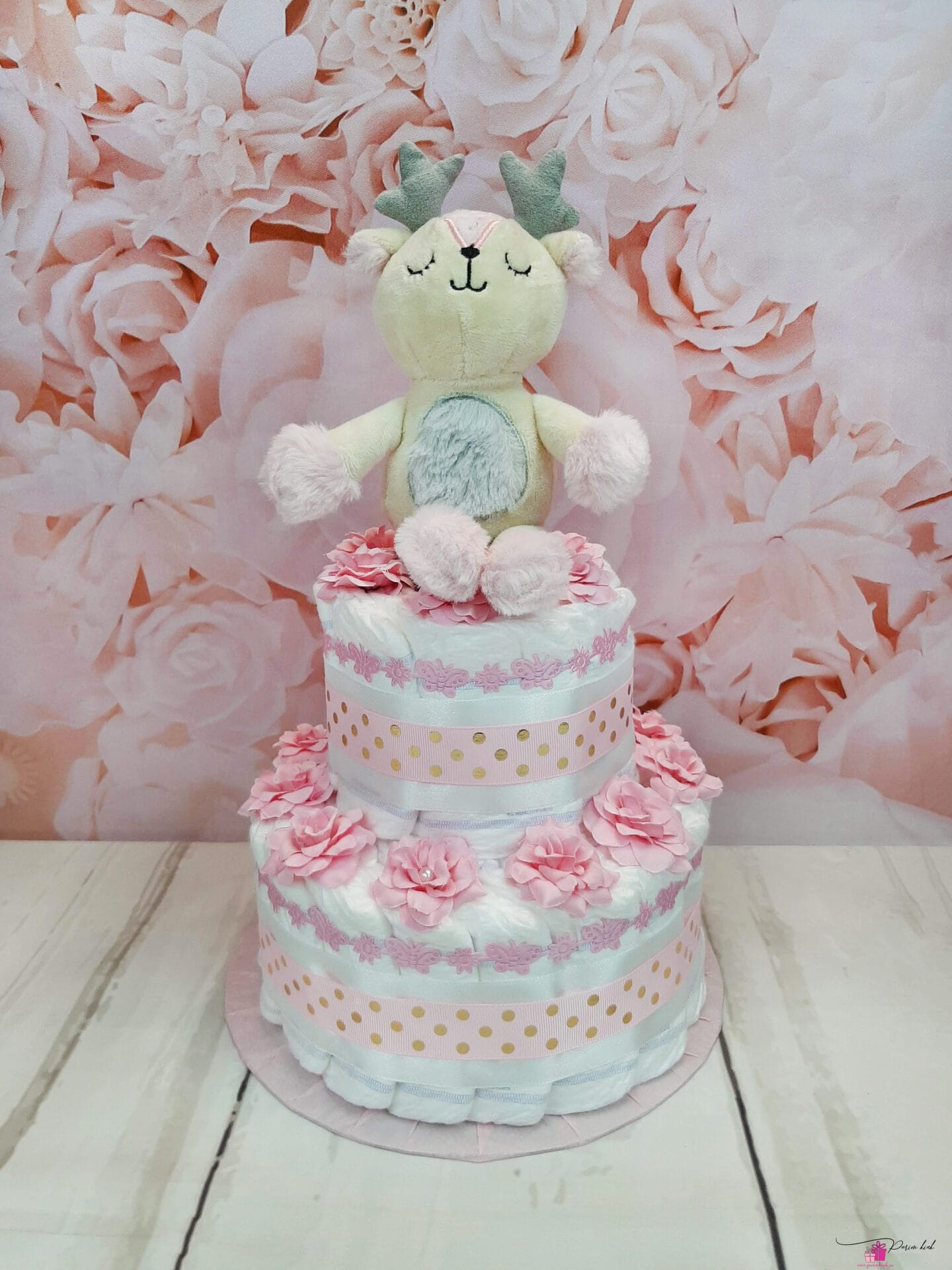 roosa väike mähkmetort tudukitsega