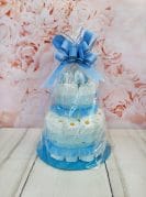 sinine mähketort kootud papudega pakitud