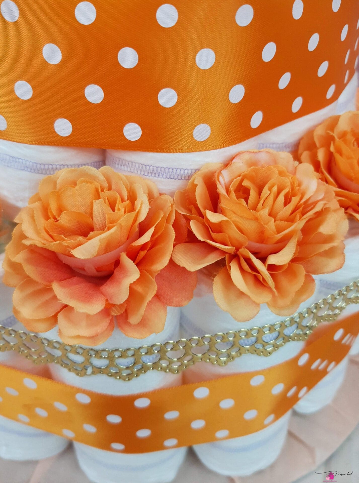 Oranž mähkmetort rebasega 2