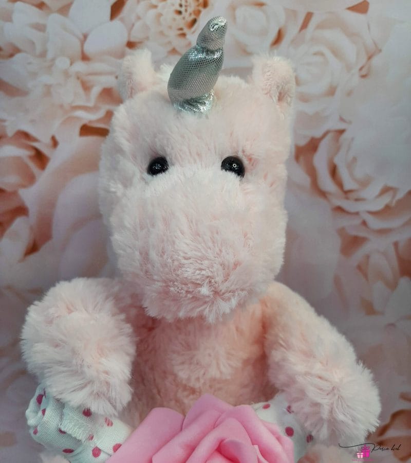 roosa motikas ükssarvega 2 roosa motikas ükssarvega 2