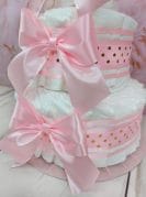 heleroosa mähkmetort kootud papudega