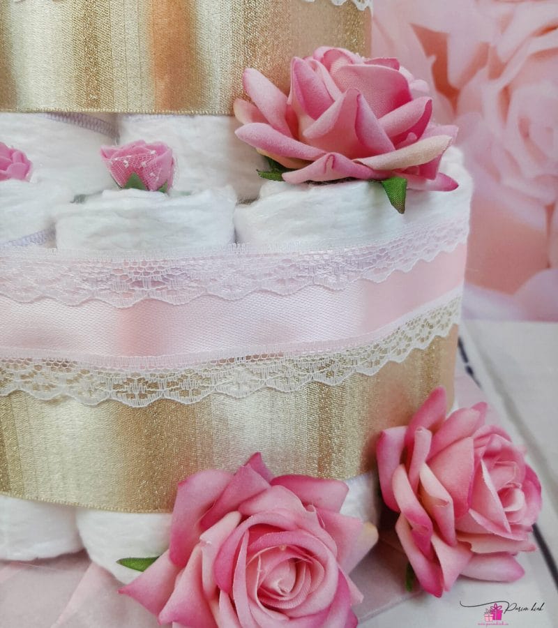 Roosa Väike Mähkmetort Krooniga 4 Roosa Väike Mähkmetort Krooniga 4