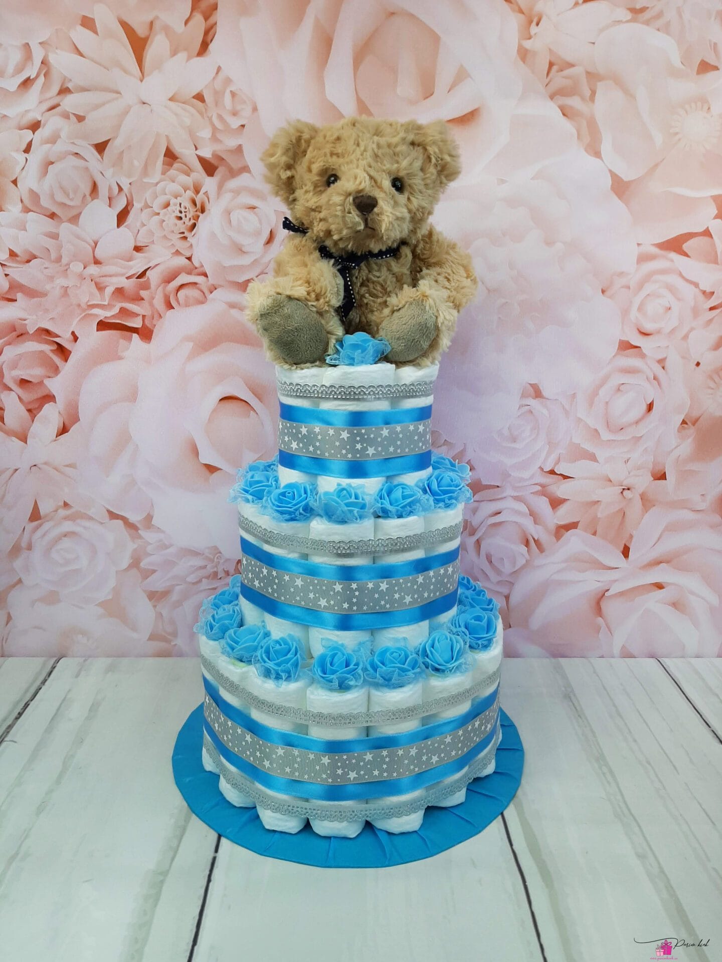 Sinine mähkmetort kaisukaruga